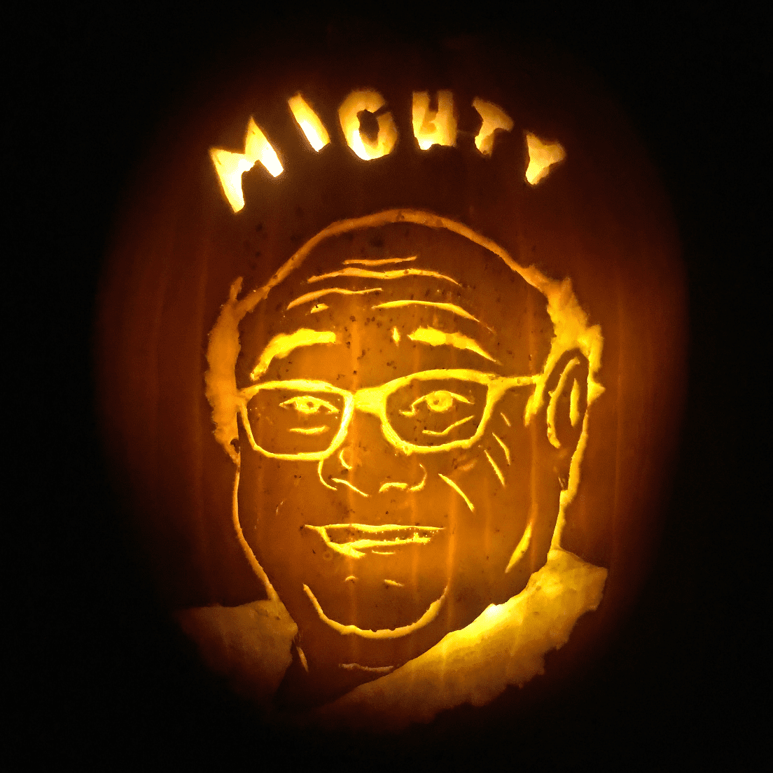 danny-devito-pumpkin-carving